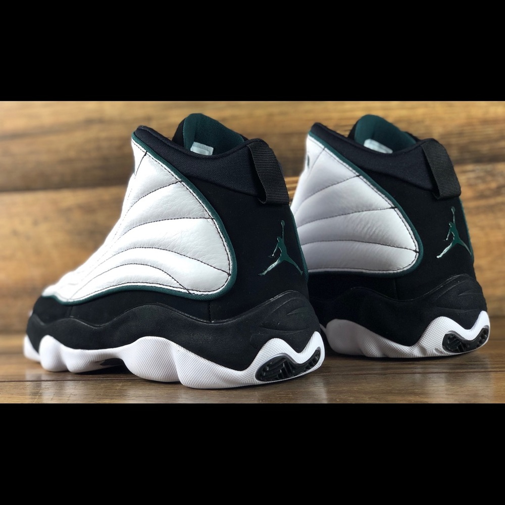 Air Jordan Pro Strong 407285-011 basketball shoes - Picture 2 of 8